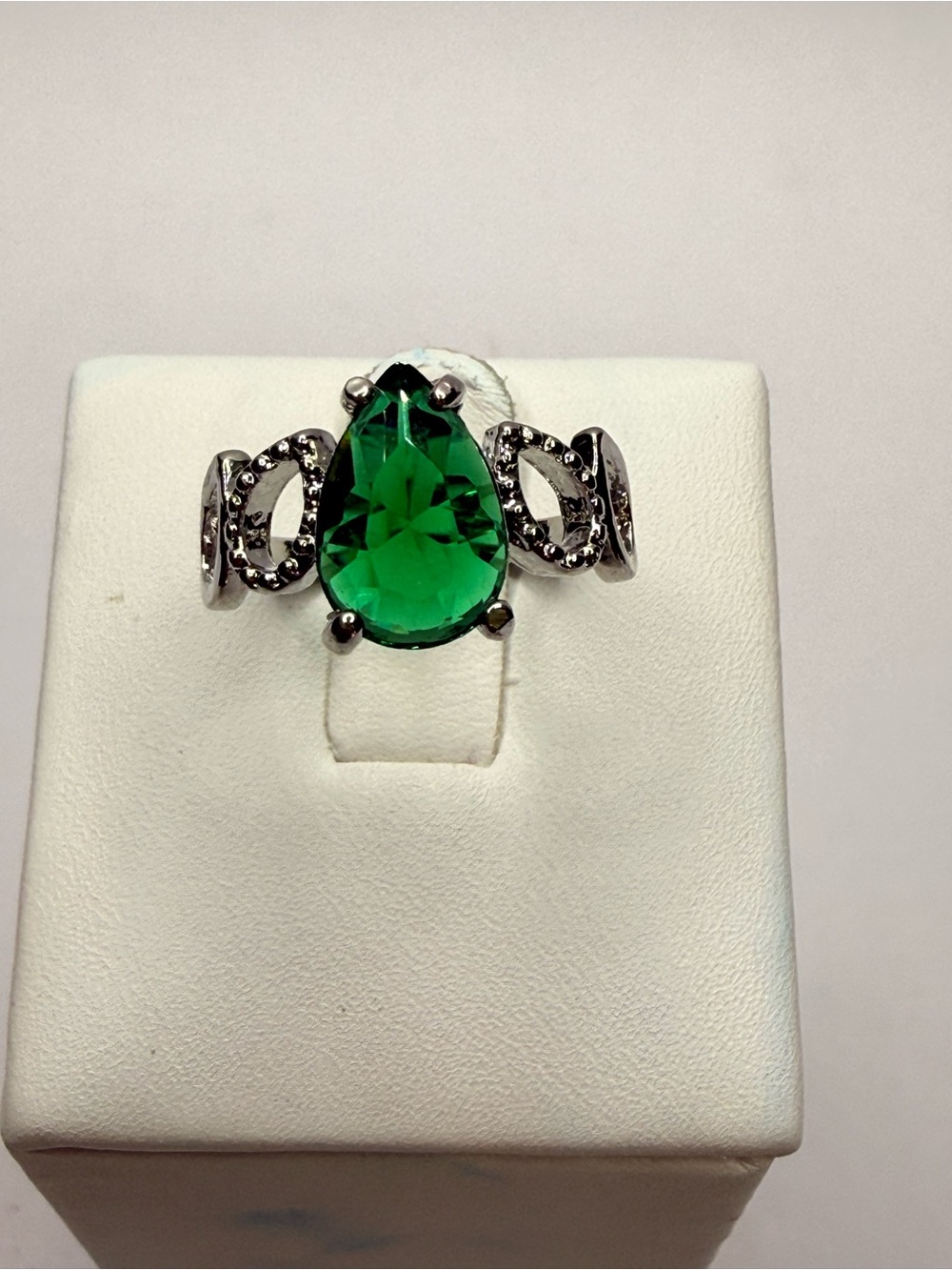 Teardrop Emerald Green Crystal Ring size 7.5